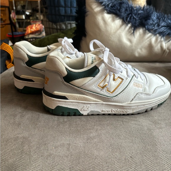 New Balance 550s size 7 in Nightwash Green - Picture 3 of 4